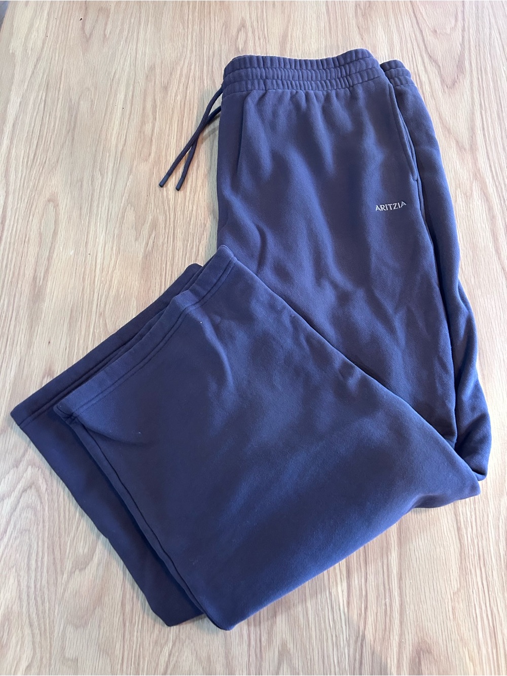 Aritzia Cozy Sweatfleece Boyfriend Wide
Sweatpant - Rich Mocha Brown Size 2XL